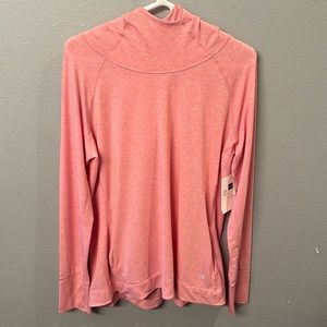 GapFit Long Sleeve Hooded Wicking Shirt.